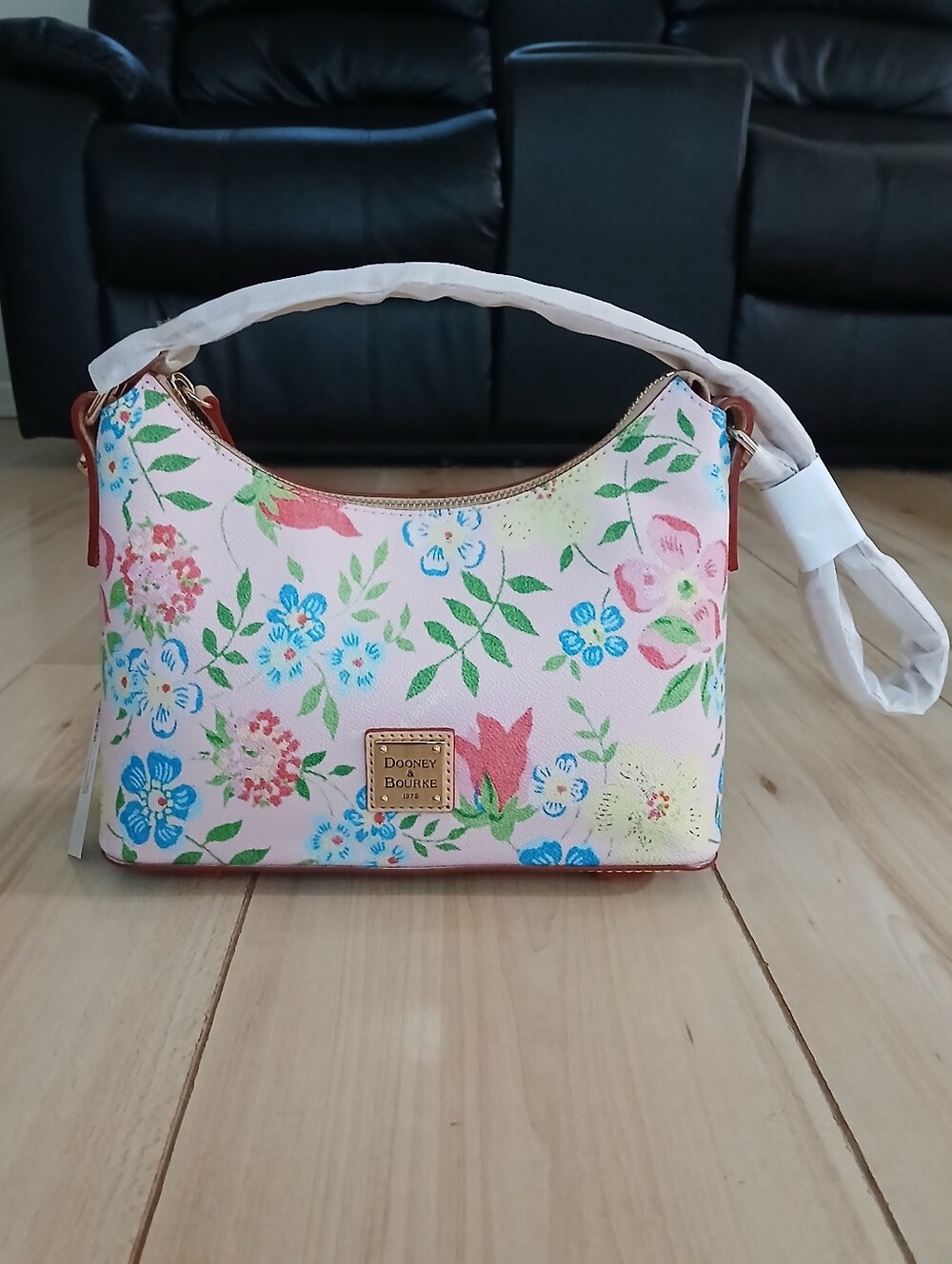 NWT Dooney & Bourke Blush Garden Baguette Style Limited Style